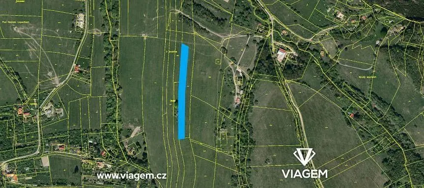 Prodej pozemku 2682 m², Lopeník
