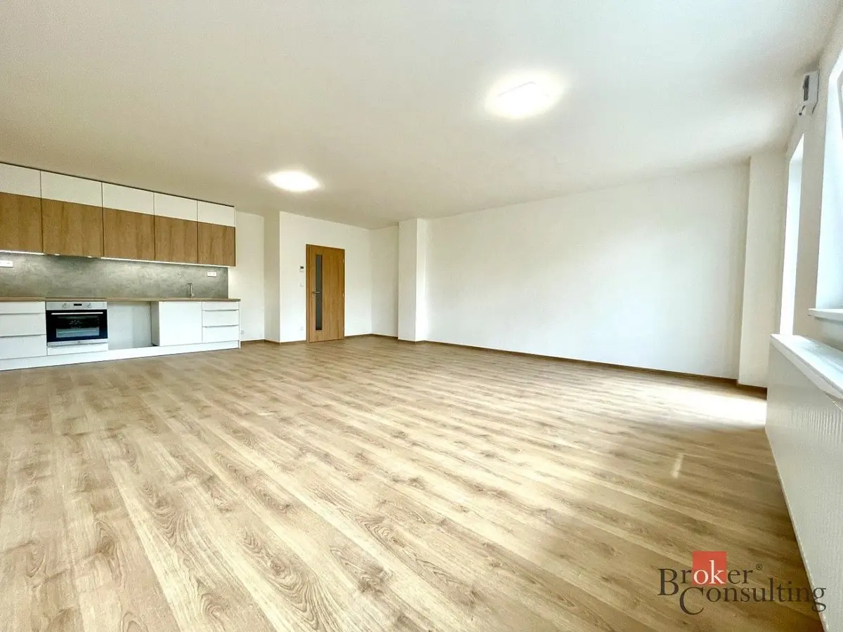 Pronájem bytu 1+kk 52 m², Kosmákova · Znojmo-město · Znojmo