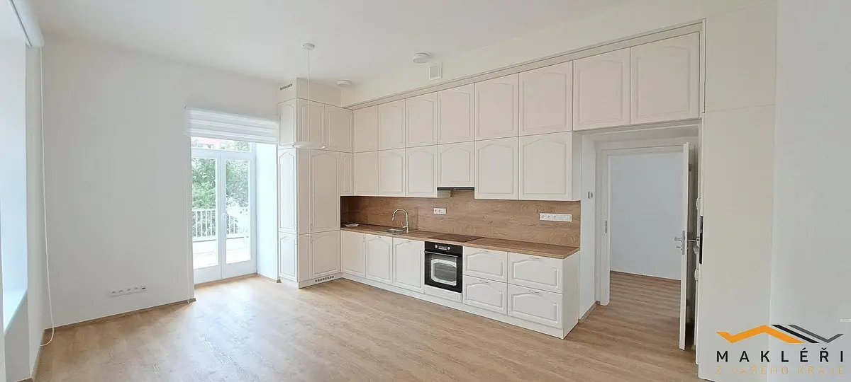 Pronájem bytu 2+kk 65 m², Divadelní · Jihlava
