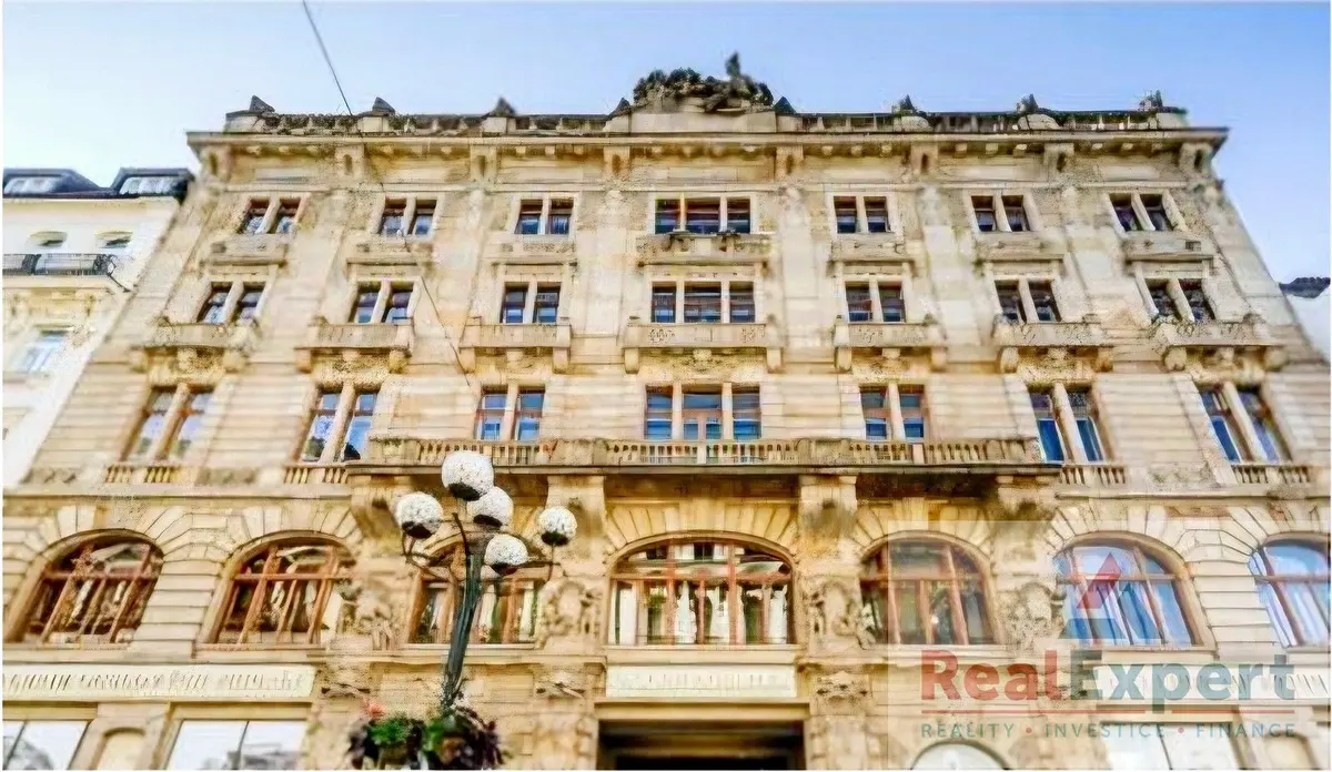 Pronájem komerčního prostoru 630 m², 28. října · Staré Město