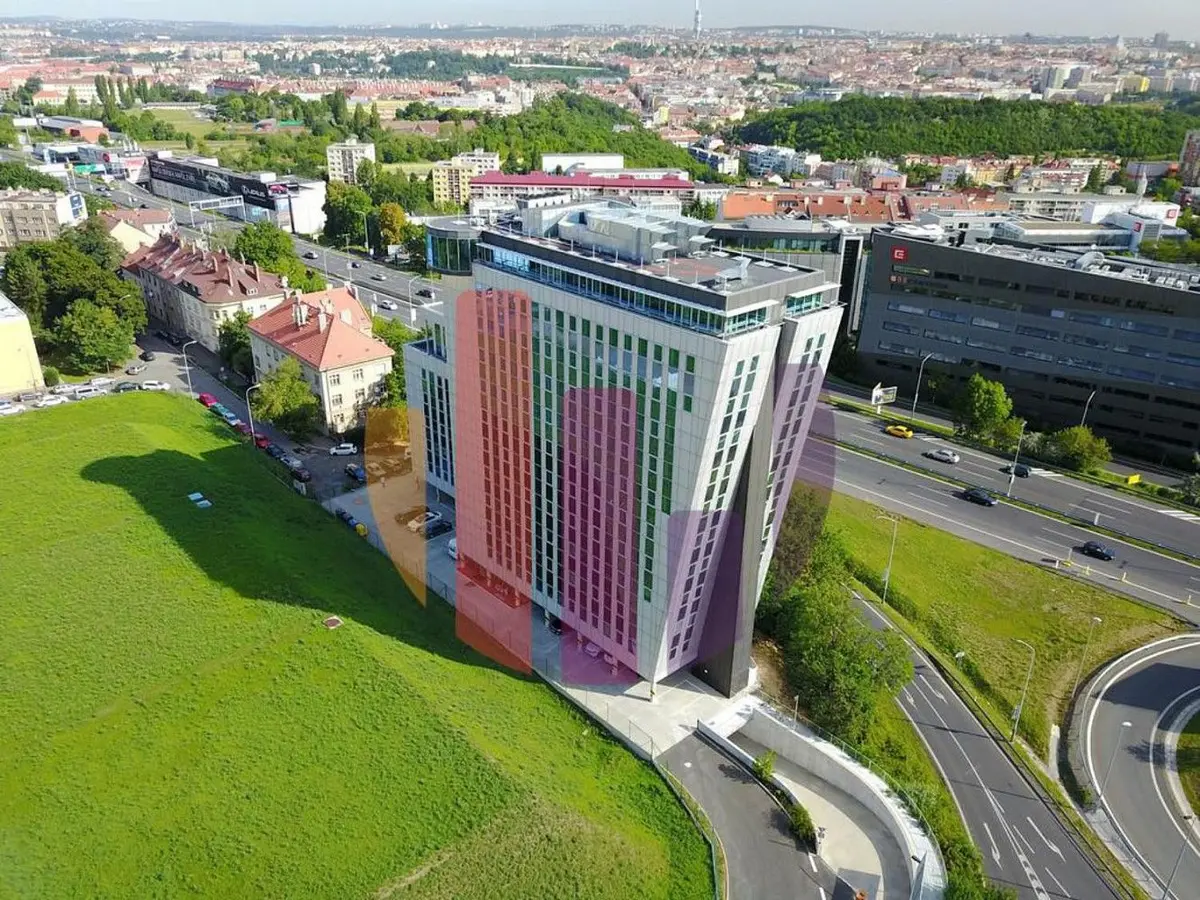 Pronájem komerčního prostoru 509 m², Vyskočilova · Michle