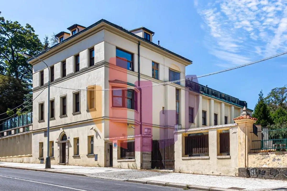 Pronájem komerčního prostoru 1065 m², Holečkova · Smíchov