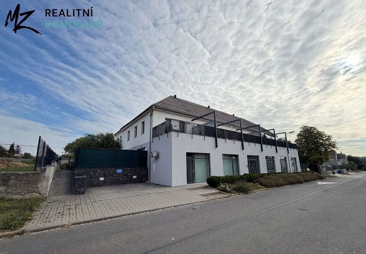 Pronájem bytu 1+kk 53 m², Sportovní · Předmostí · Přerov