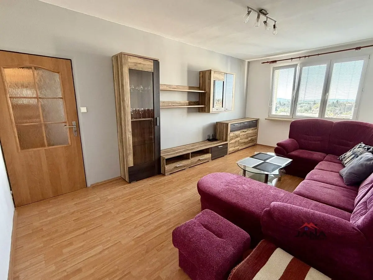 Pronájem bytu 2+1 61 m², Hřbitovní · Mnichovo Hradiště