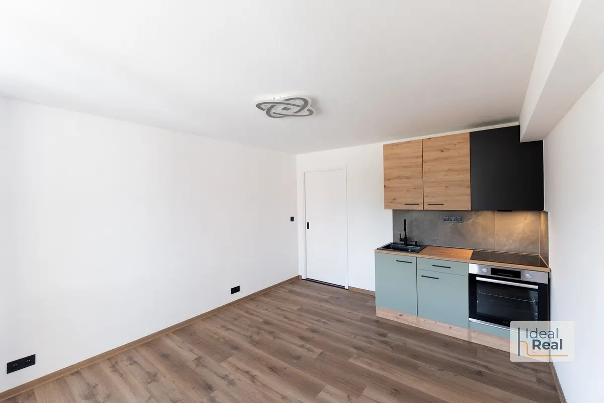 Prodej bytu 1+kk 23 m², Bratří Čapků · Uničov