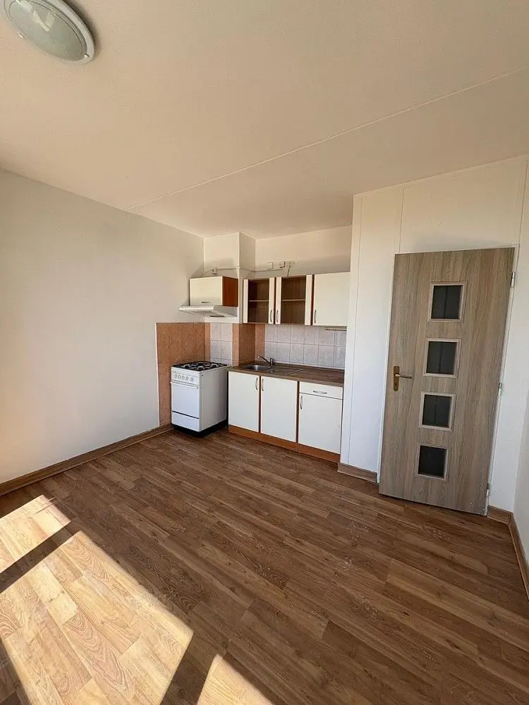 Pronájem bytu 1+1 54 m², Sídliště Za Chlumem · Bílina
