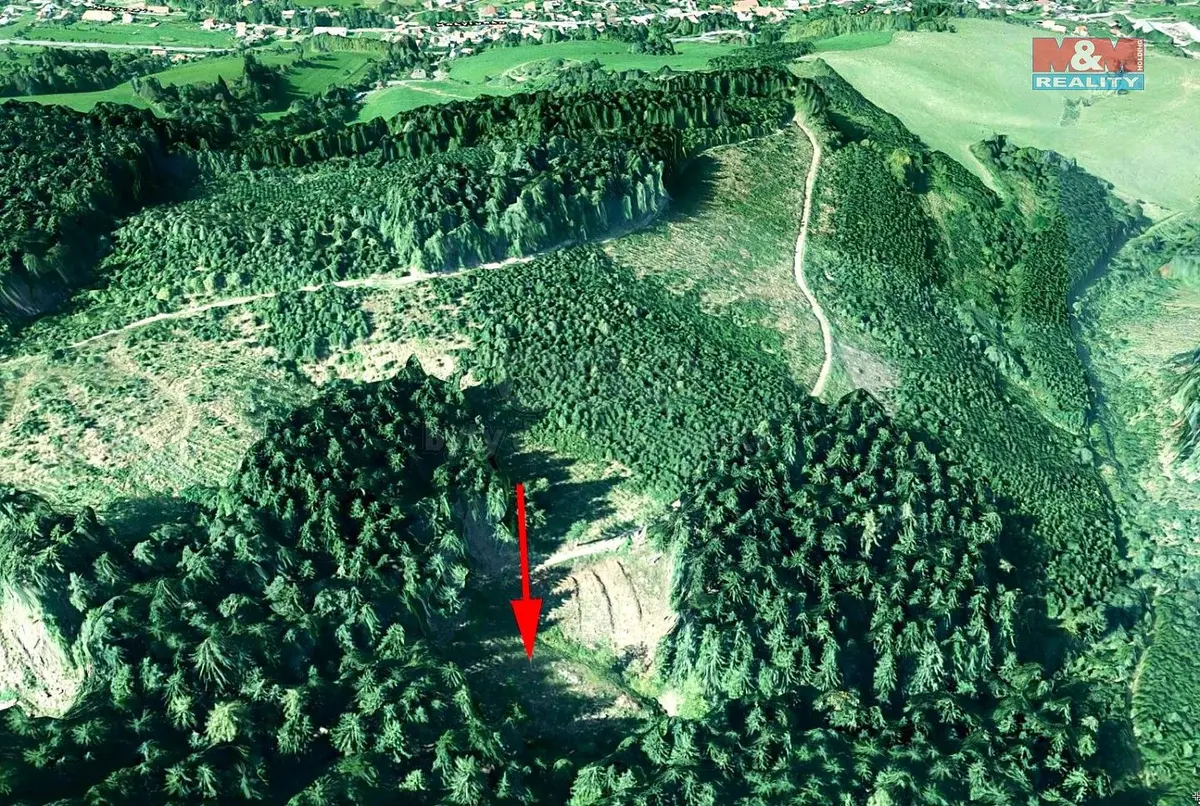 Prodej pozemku 2930 m², Lhota u Vsetína