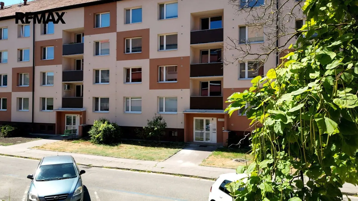 Prodej bytu 2+1 54 m², Zd. Nejedlého · Mikulov na Moravě · Mikulov