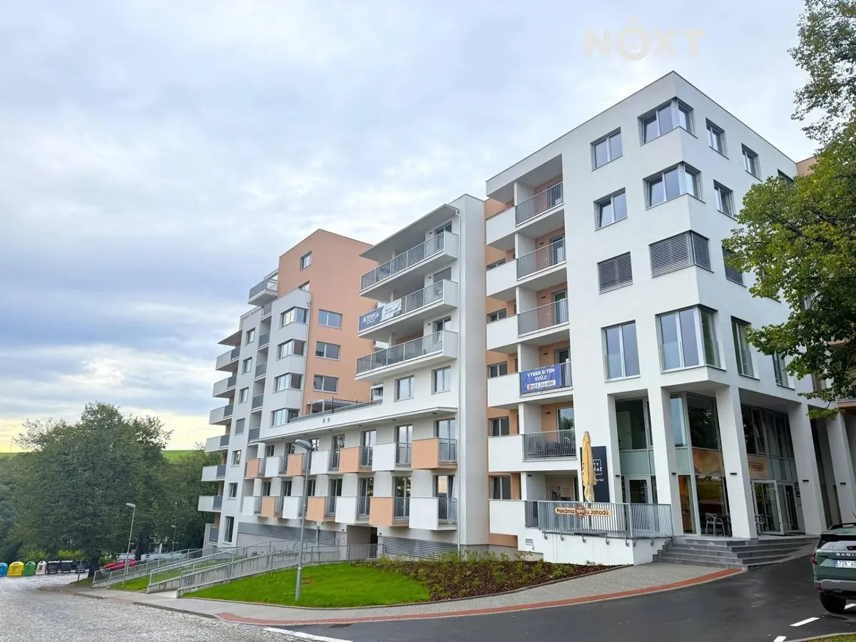 Pronájem garáže 18 m², Nad Stráněmi · Jižní Svahy I · Zlín