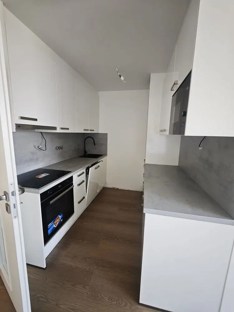 Prodej bytu 4+kk 81 m², Horní Měcholupy