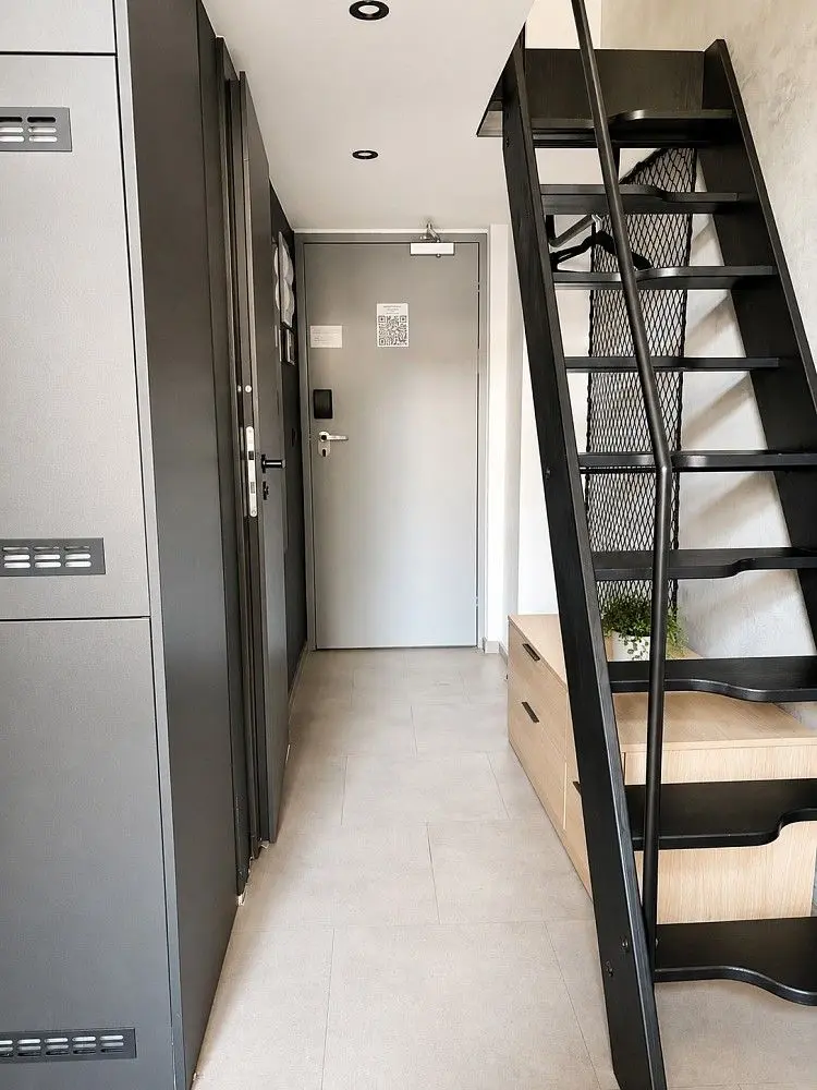 Prodej bytu 1+kk 22 m², Prvního pluku · Karlín