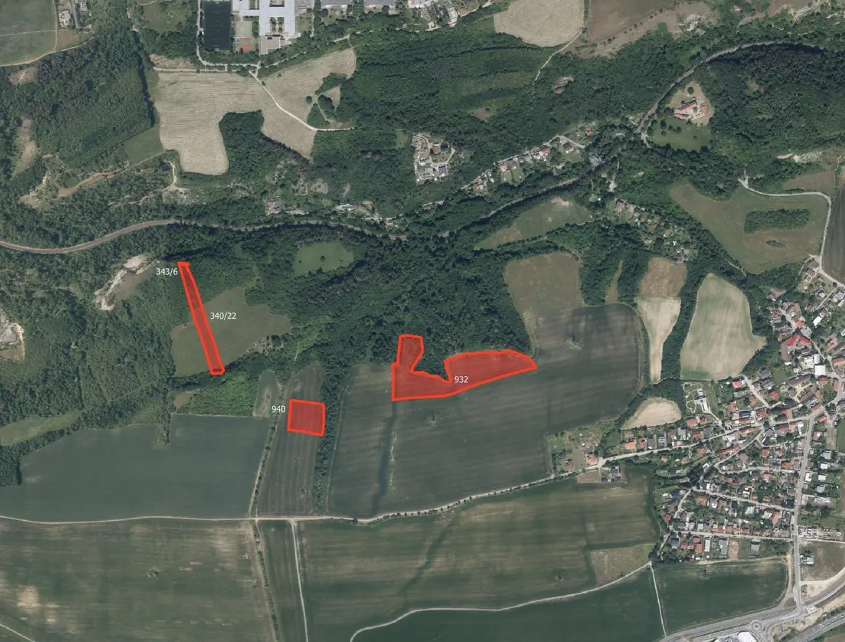 Prodej pozemku 25929 m², Holandská · Vršovice