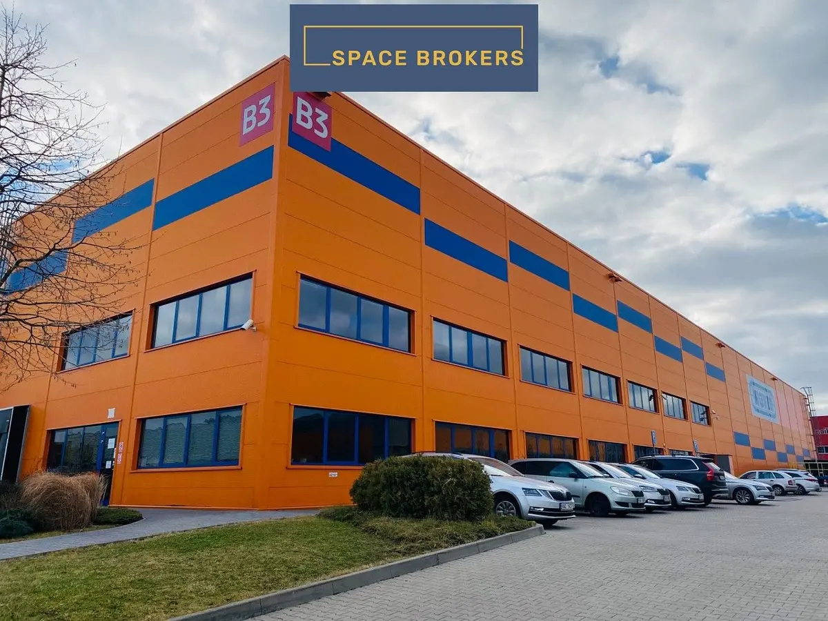 Pronájem komerčního prostoru 350 m², Horní Počernice