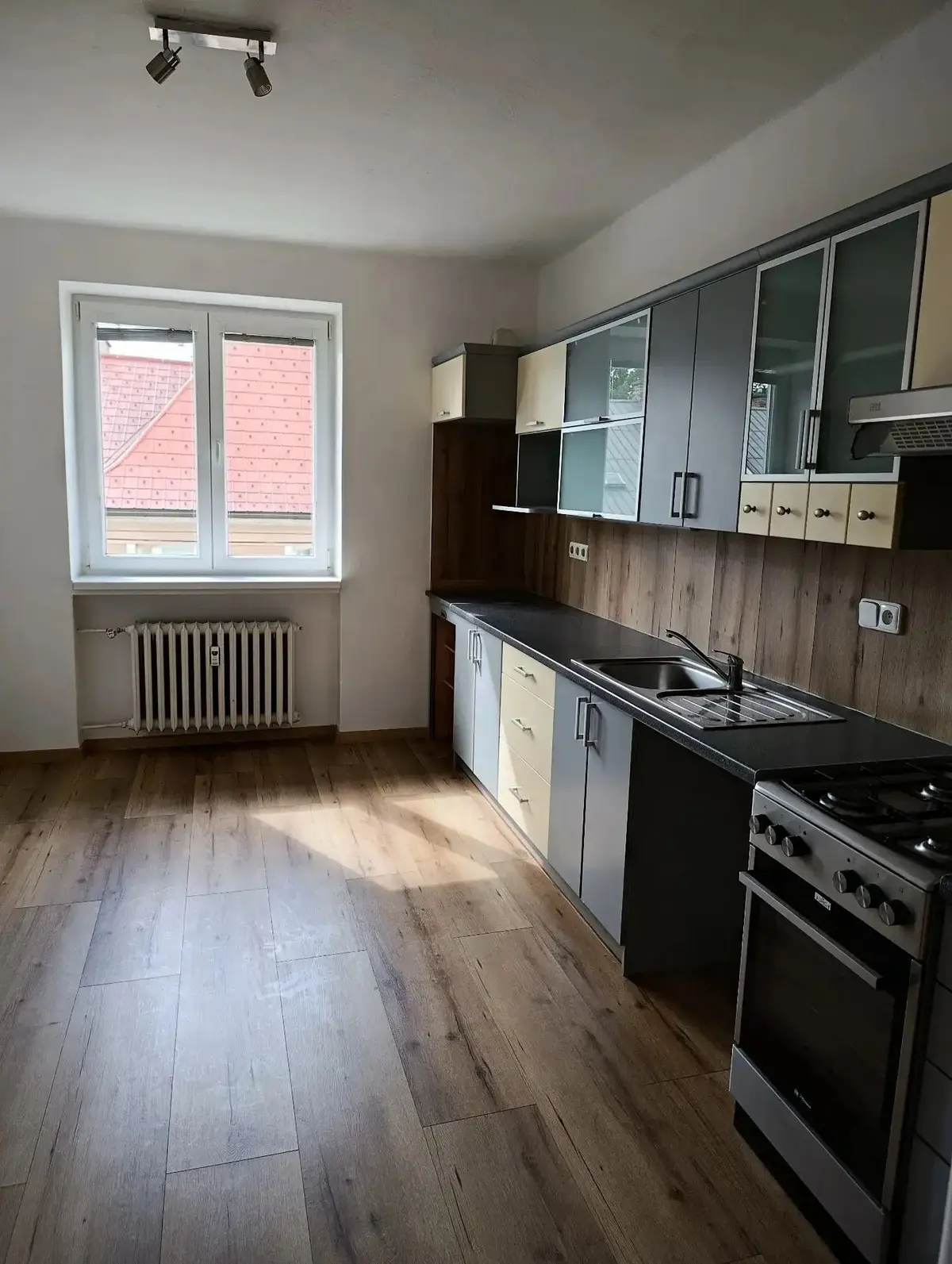Pronájem bytu 3+1 78 m², náměstí ČSA · Český Těšín