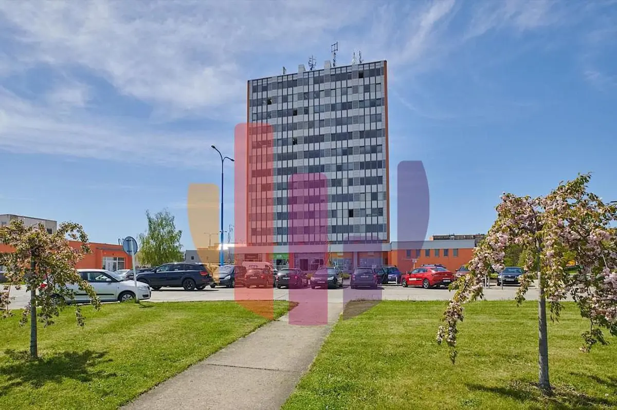 Pronájem komerčního prostoru 126 m², Dobronická · Kunratice