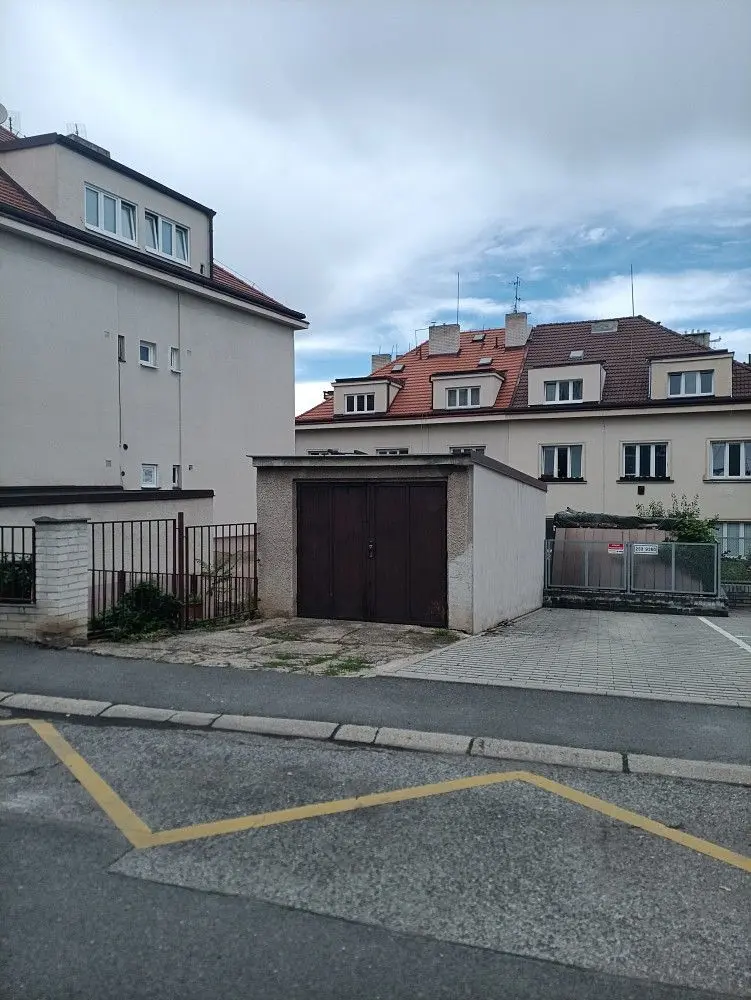 Prodej nemovitosti 23 m², Vnější · Michle