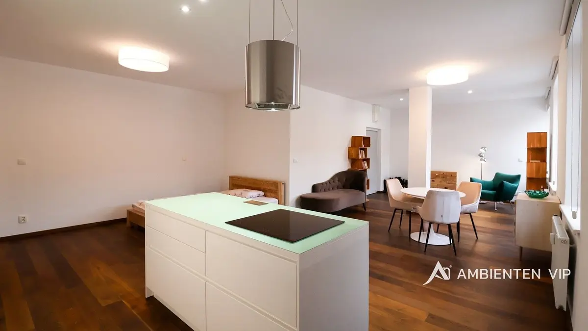 Pronájem bytu 1+kk 53 m², Kobližná · Město Brno · Brno