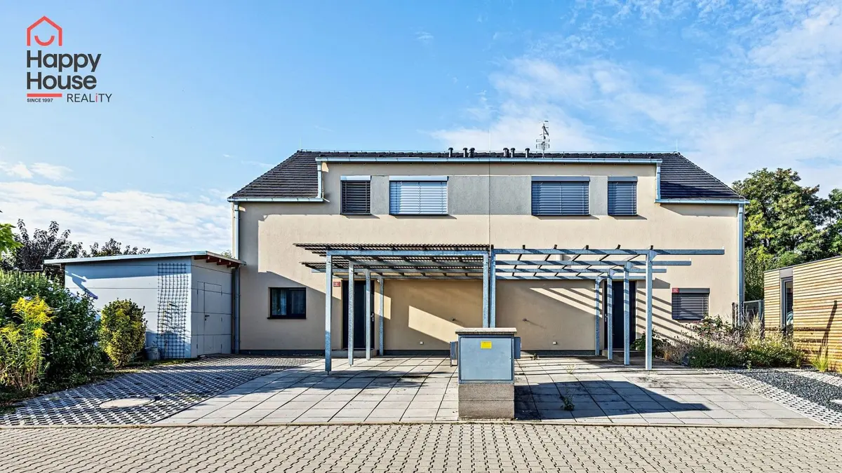 Pronájem domu 135 m², Okružní · Veleň