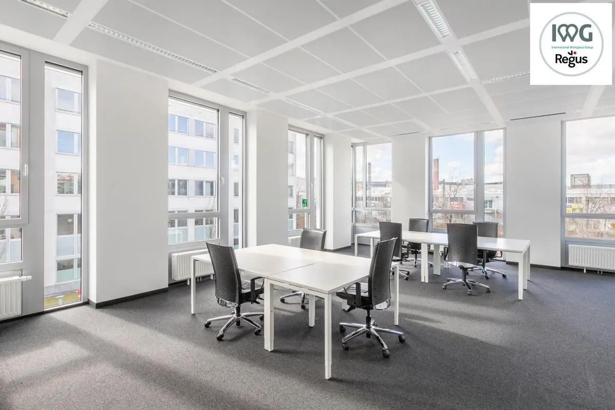 Pronájem komerčního prostoru 75 m², Karlín