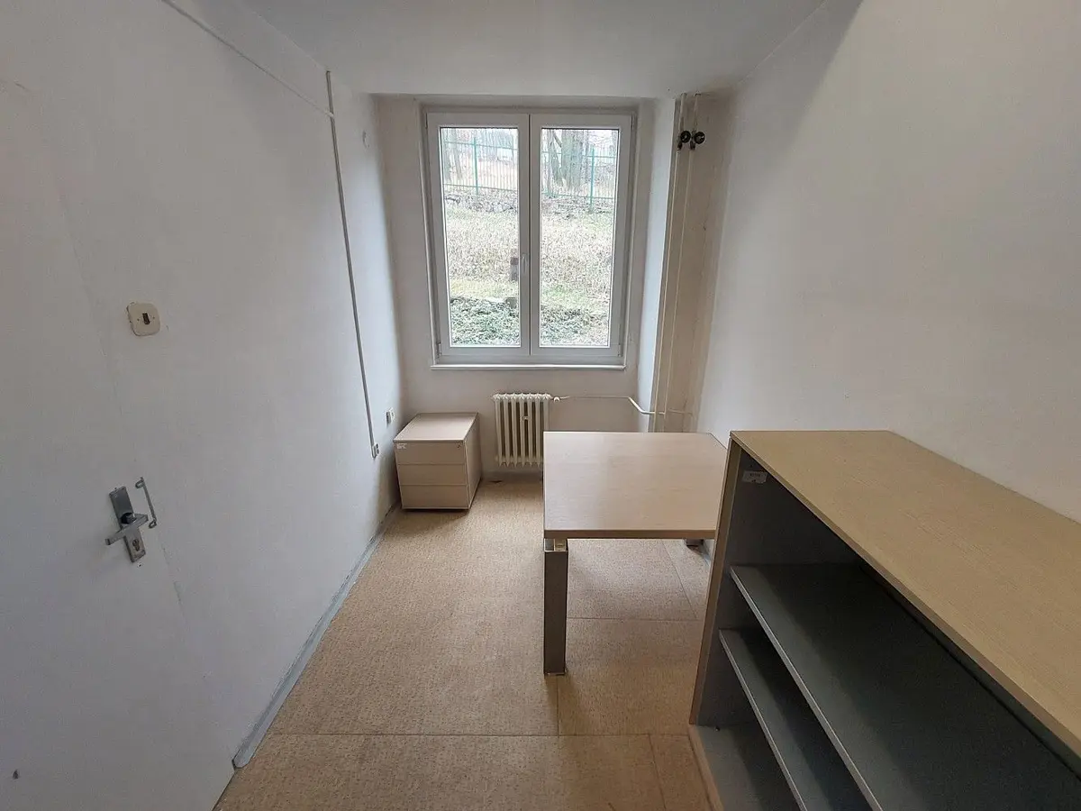 Pronájem komerčního prostoru 20 m², Tolstého · Střekov · Ústí nad Labem