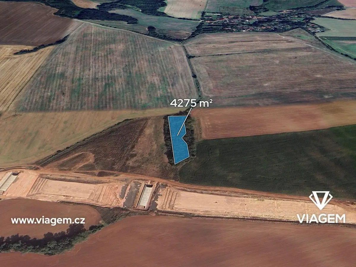 Prodej pozemku 1425 m², Hořesedly