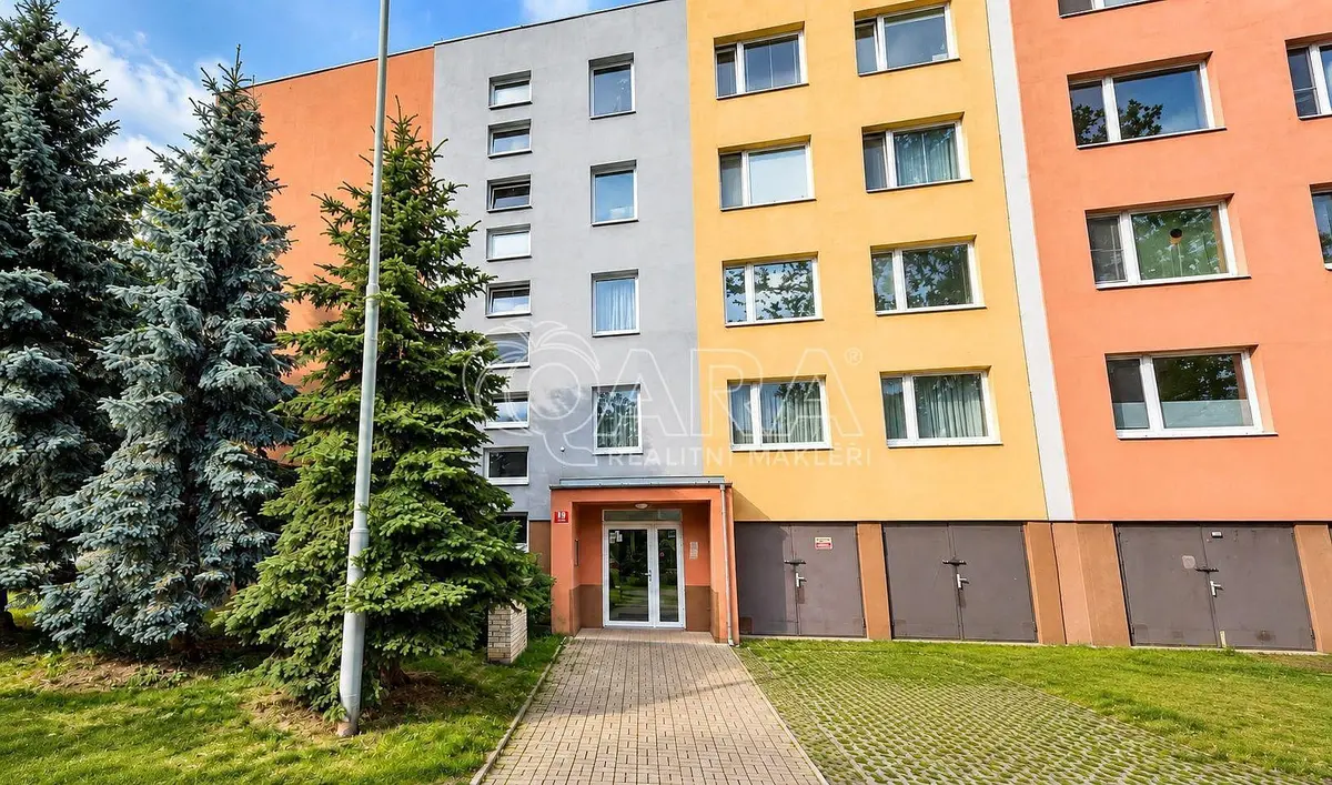 Prodej komerčního prostoru 24 m², Kopřivnická · Letňany
