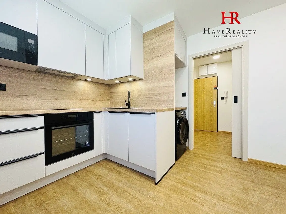 Pronájem bytu 1+kk 36 m², Komenského · Vlašim