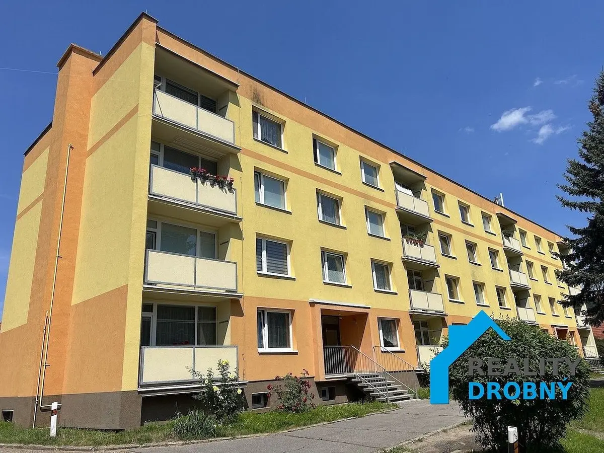 Pronájem bytu 1+kk 22 m², Slovanská · Podmokly · Děčín