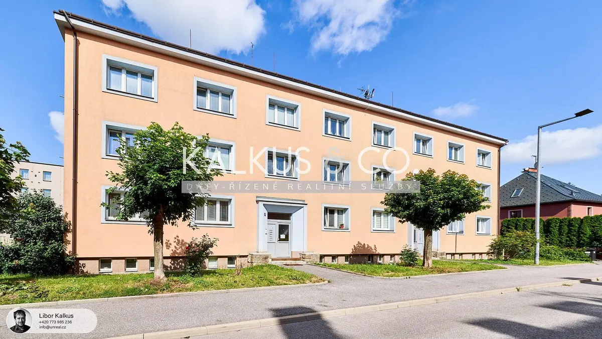 Prodej bytu 2+1 56 m², Železničářská · Trutnov