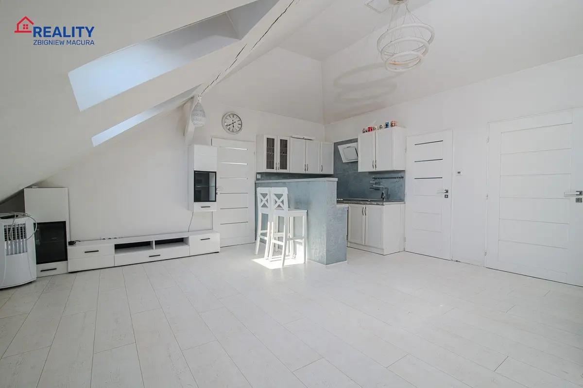 Prodej komerčního prostoru 360 m², U Zbrojnice · Horní Suchá