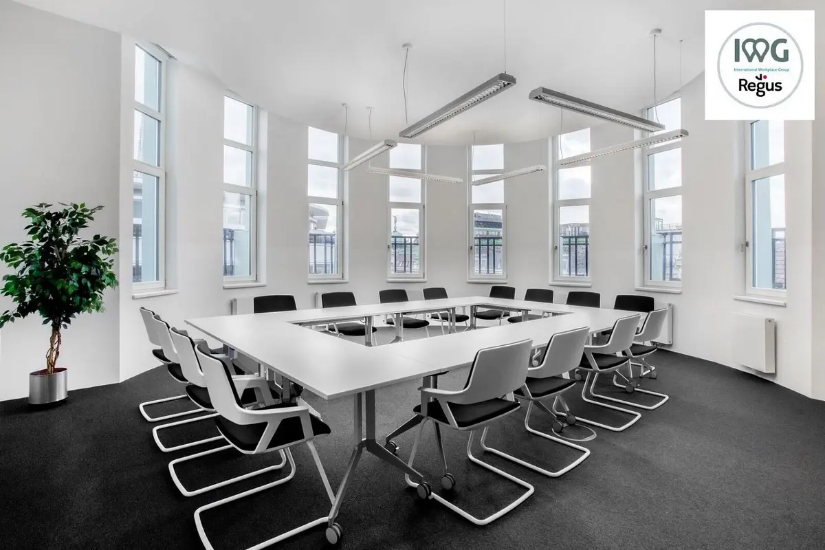 Pronájem komerčního prostoru 110 m², Na Perštýně · Staré Město