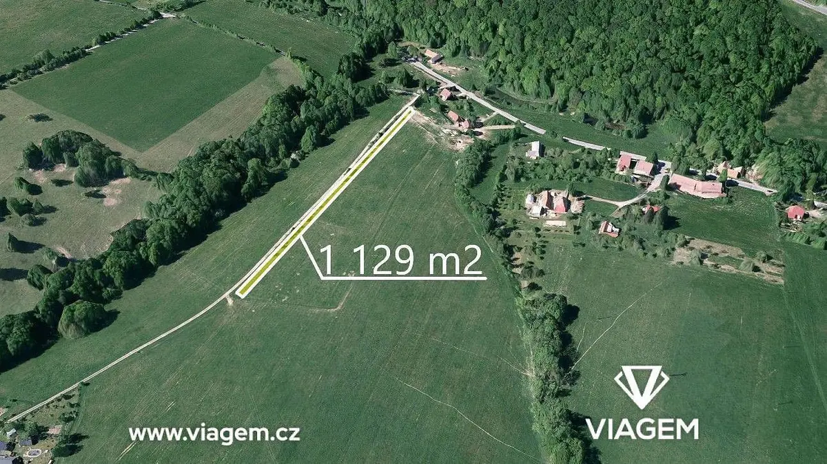 Prodej pozemku 1129 m², Lopeník