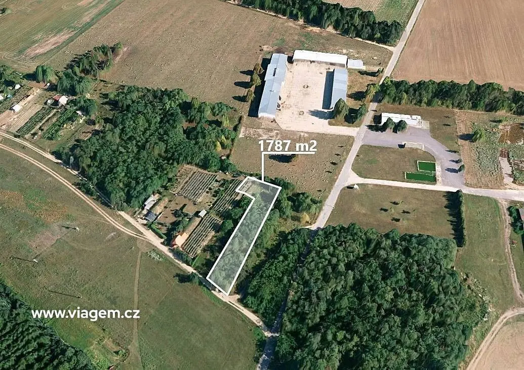 Prodej pozemku 982 m², Valtrovice