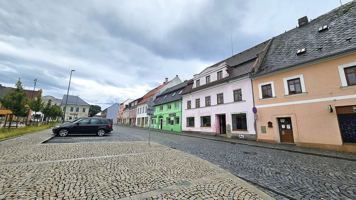 Pronájem komerčního prostoru 150 m², Mírové náměstí · Nové Město pod Smrkem