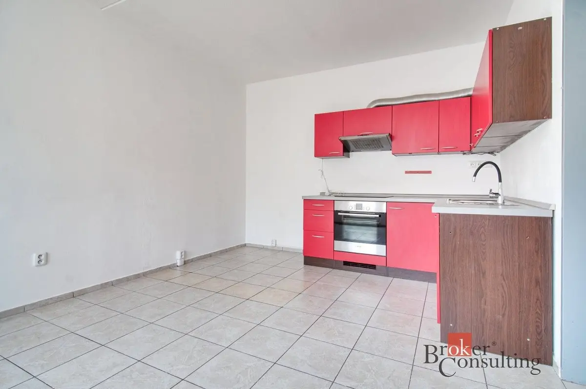 Pronájem bytu 2+kk 42 m², K. Chocholy · Územní skupina 4 · České Budějovice