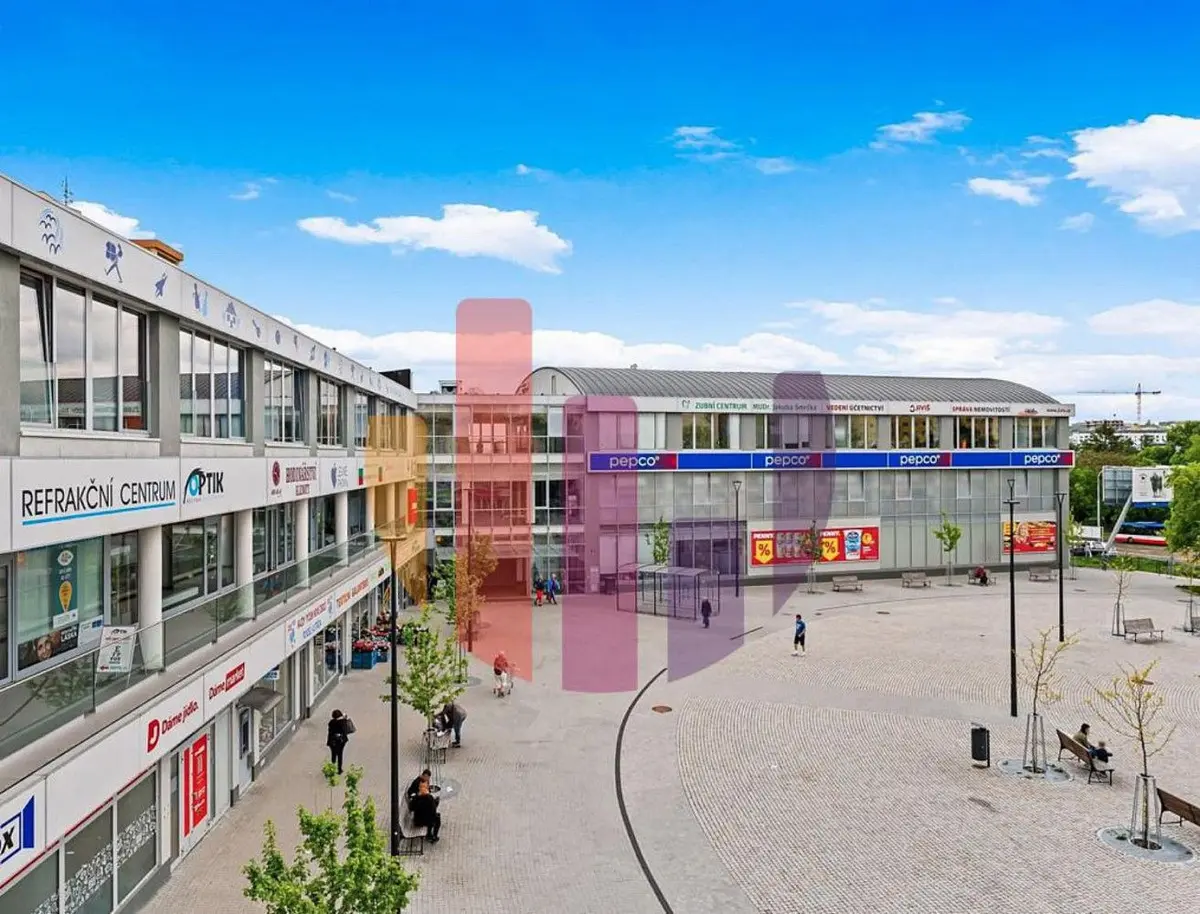 Pronájem komerčního prostoru 111 m², Poděbradská · Hloubětín