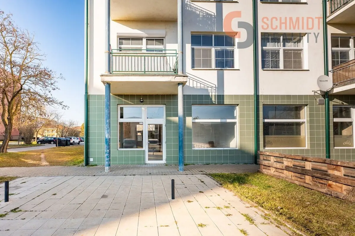 Pronájem komerčního prostoru 77 m², Na Valtické · Charvátská Nová Ves · Břeclav