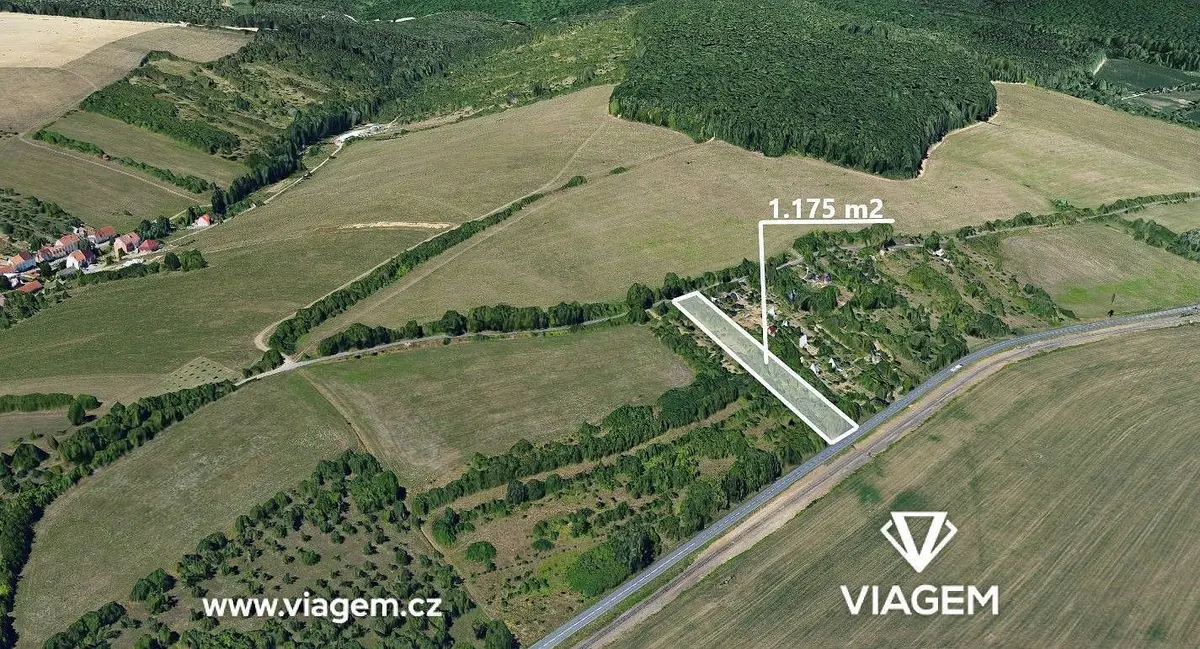 Prodej pozemku 1175 m², Újezdec u Luhačovic · Uherský Brod