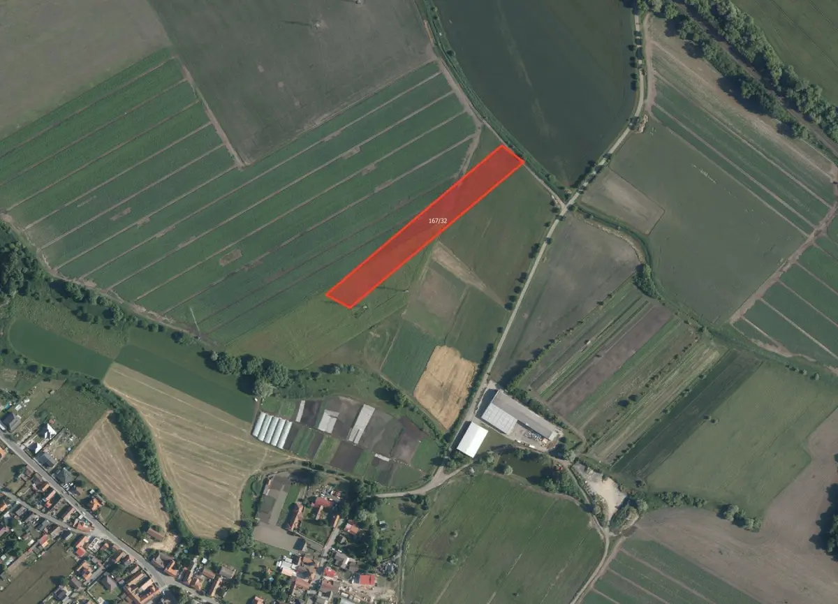 Prodej pozemku 14236 m², Chrást u Tišic · Tišice