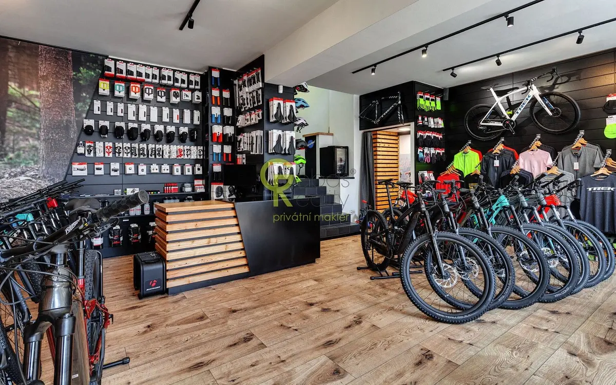 Prodej komerčního prostoru 70 m², Motol