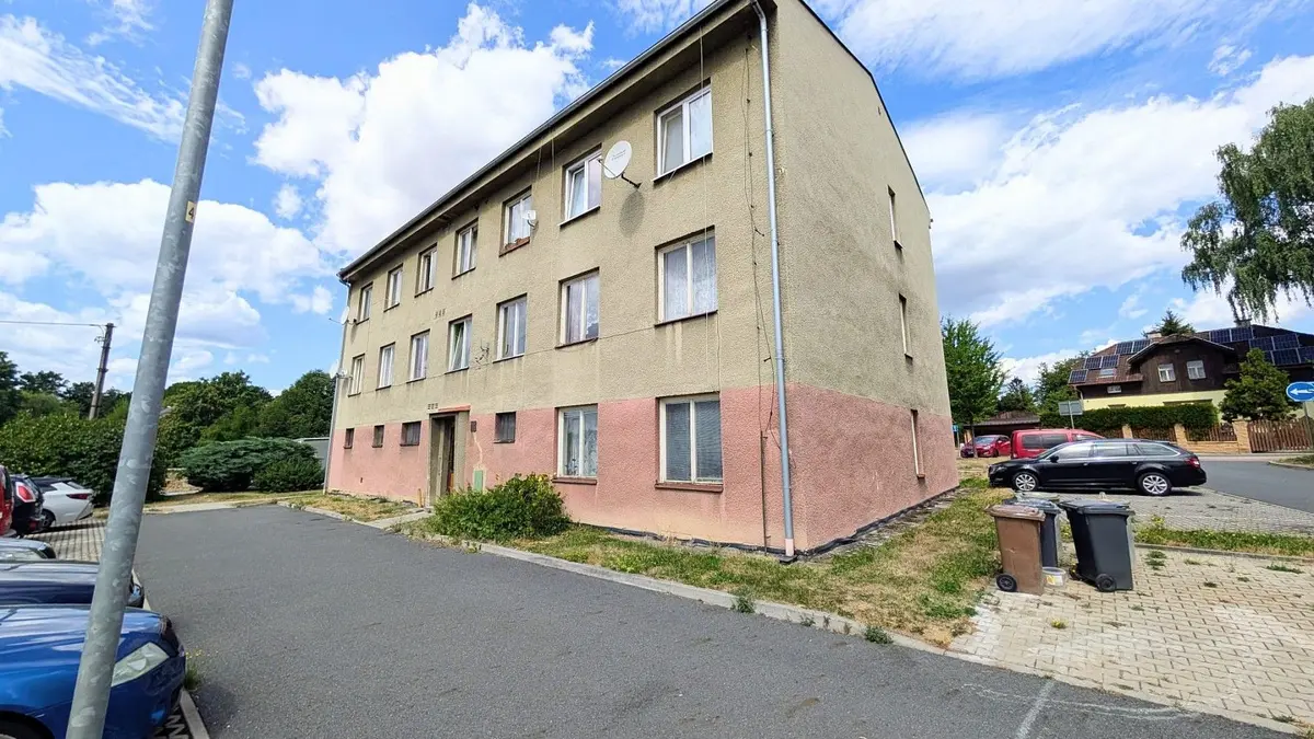 Pronájem bytu 3+1 73 m², sídliště Lučina · Chodová Planá