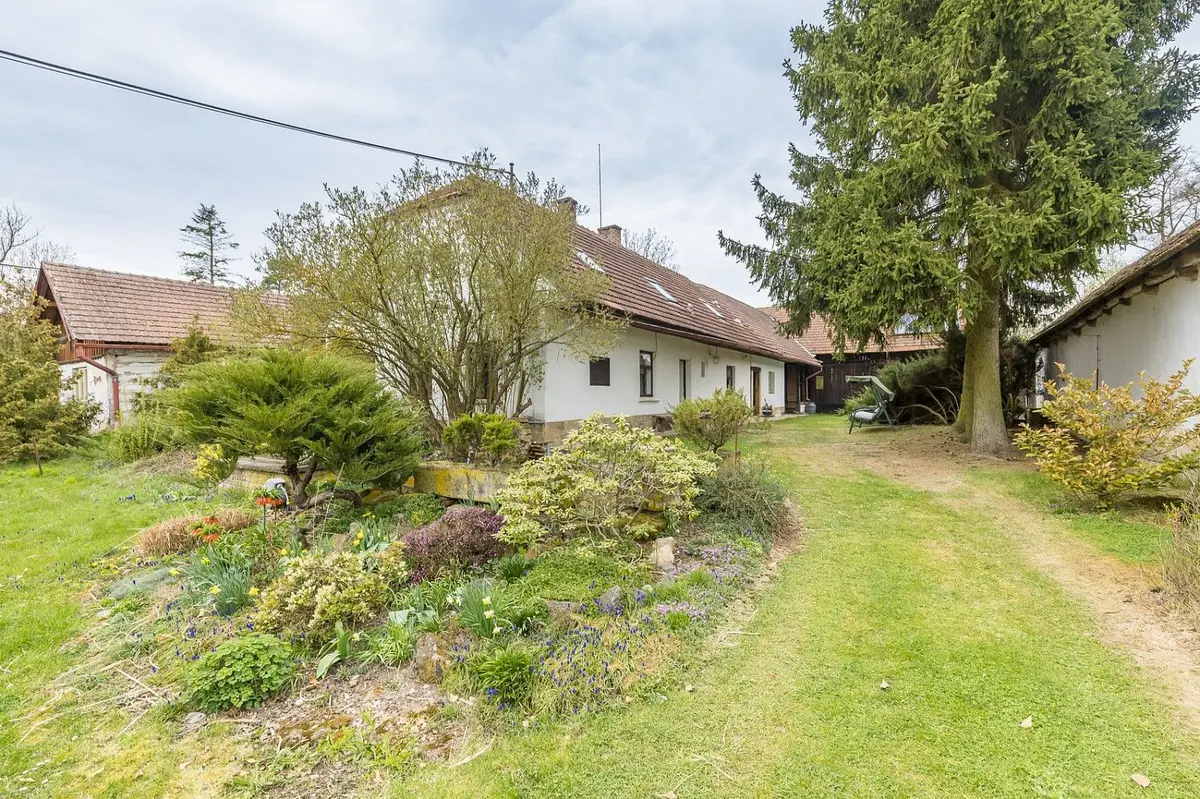 Prodej nemovitosti 160 m², Nevratice
