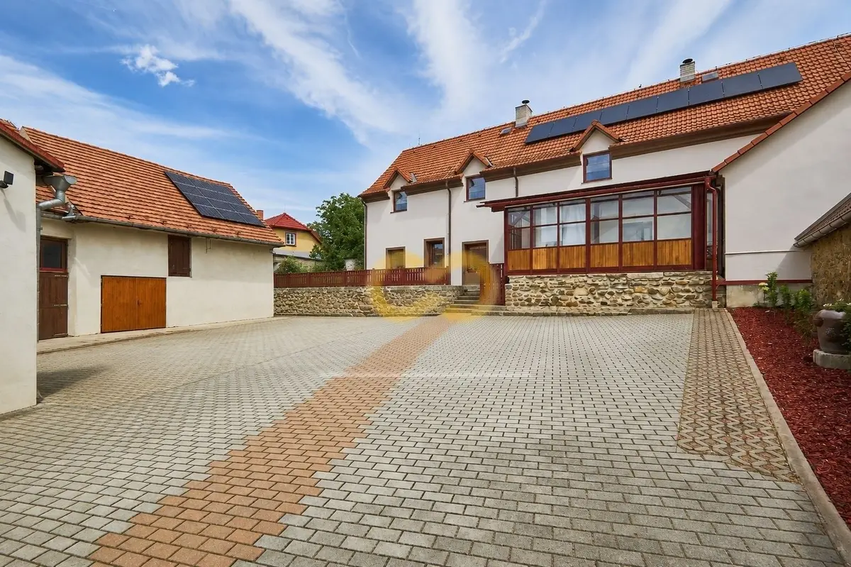 Prodej komerčního prostoru 1 m², Plánkova · Vlachovo Březí
