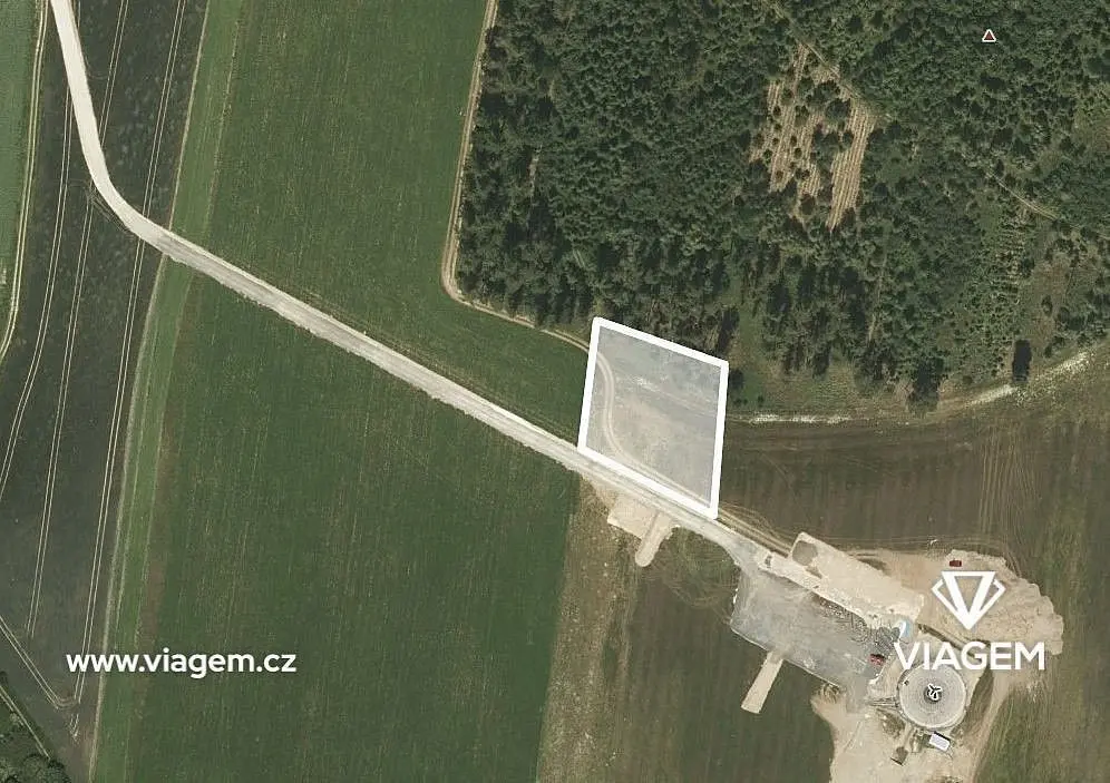 Prodej pozemku 659 m², Melč