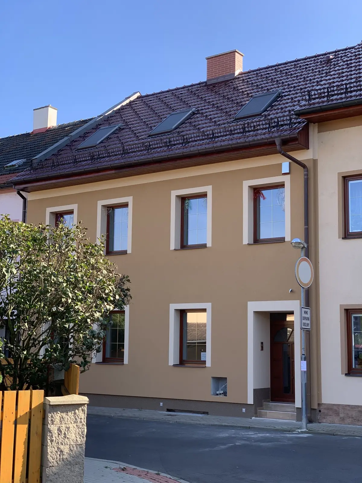 Pronájem bytu 2+kk 86 m², V Aleji · Chabařovice