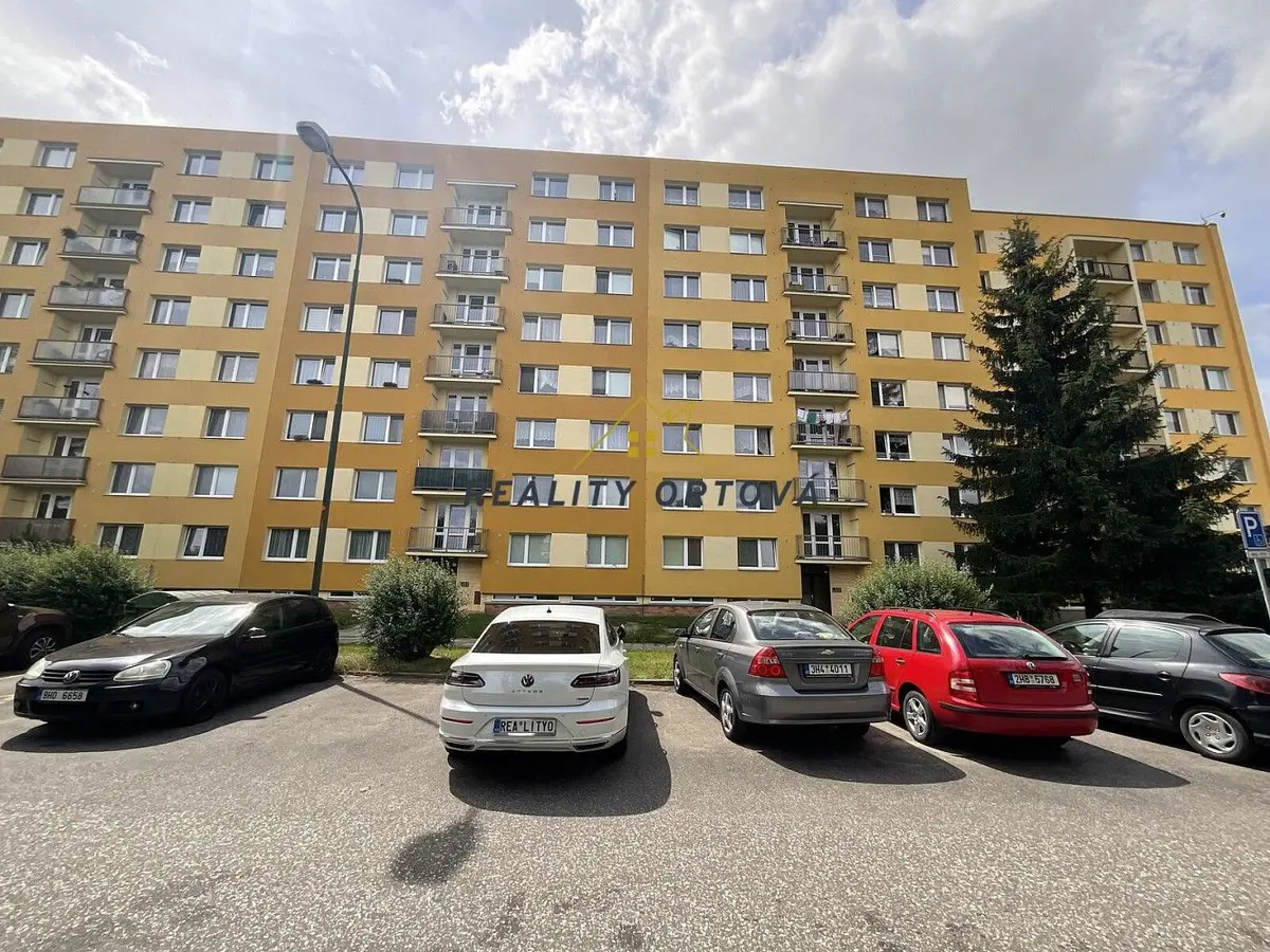 Prodej bytu 2+1 66 m², Lidické náměstí · Jičín
