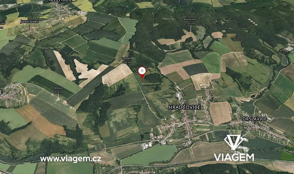 Prodej pozemku 6741 m², Hradčovice