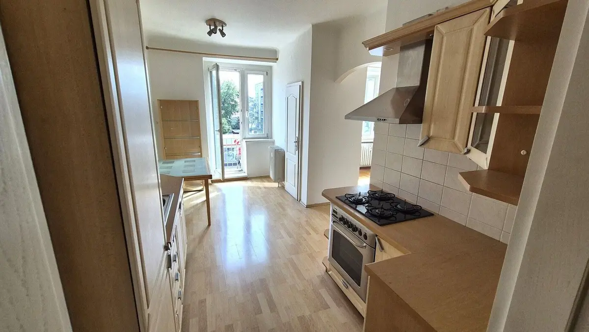 Prodej bytu 2+1 72 m², Čeljabinská · Vršovice