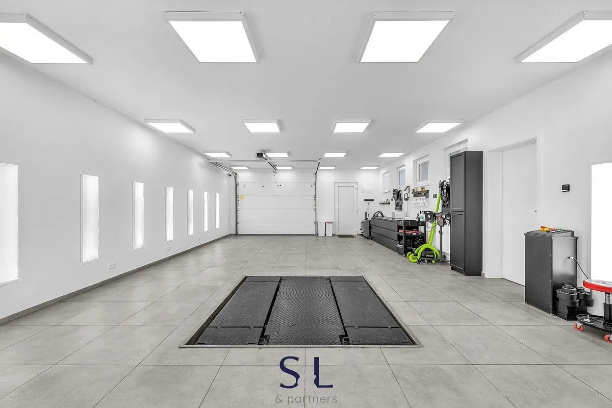 Prodej nemovitosti 325 m², Česká · Nový Bor