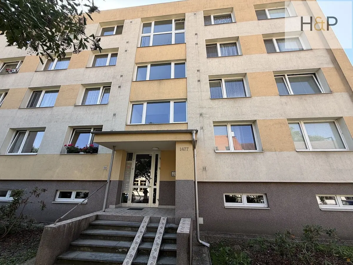 Prodej bytu 1+1 37 m², Zámecká · Vlašim
